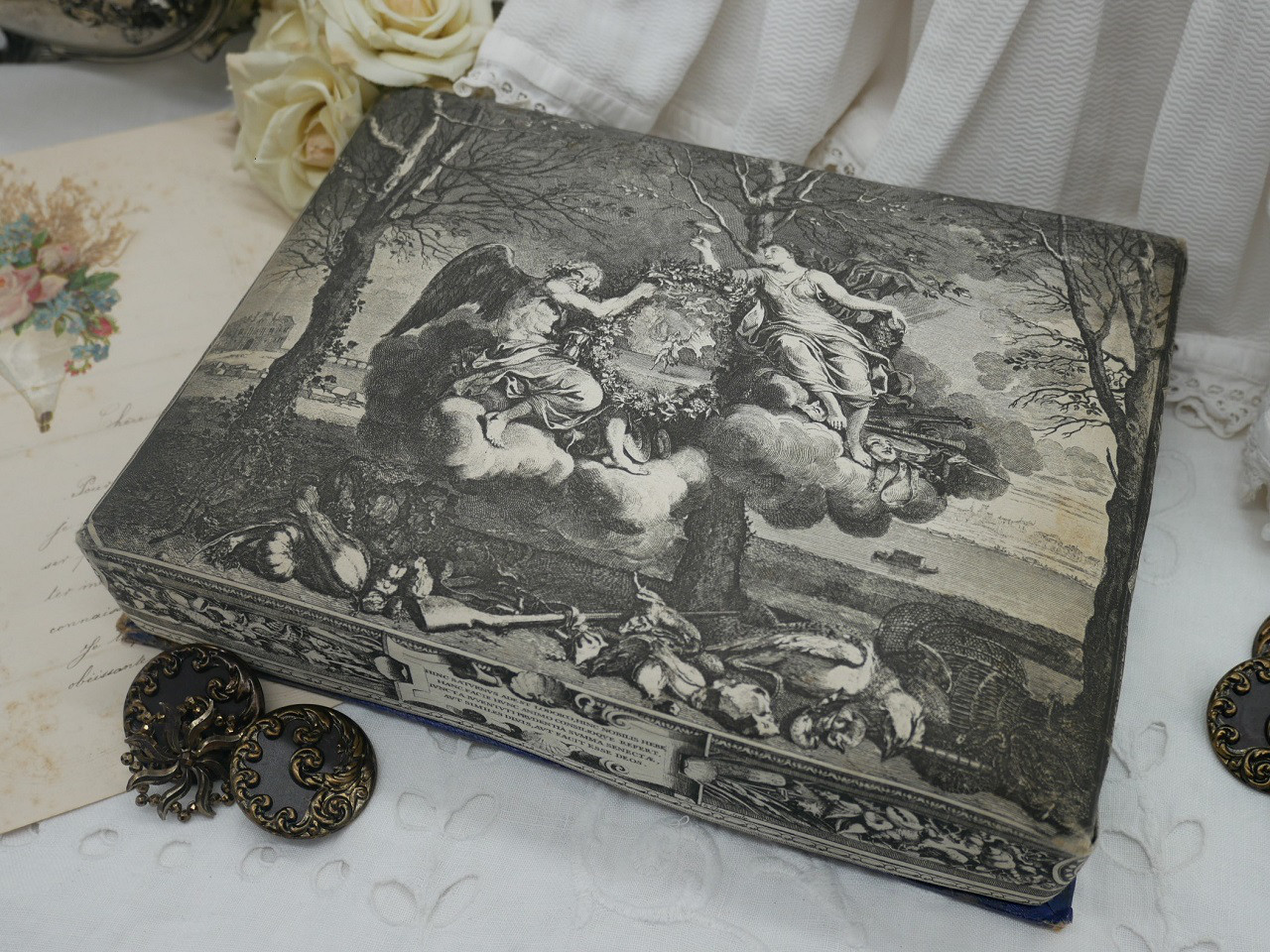 フランスアンティークマルキーズ ド セヴィニエ ショコラシルクボックス