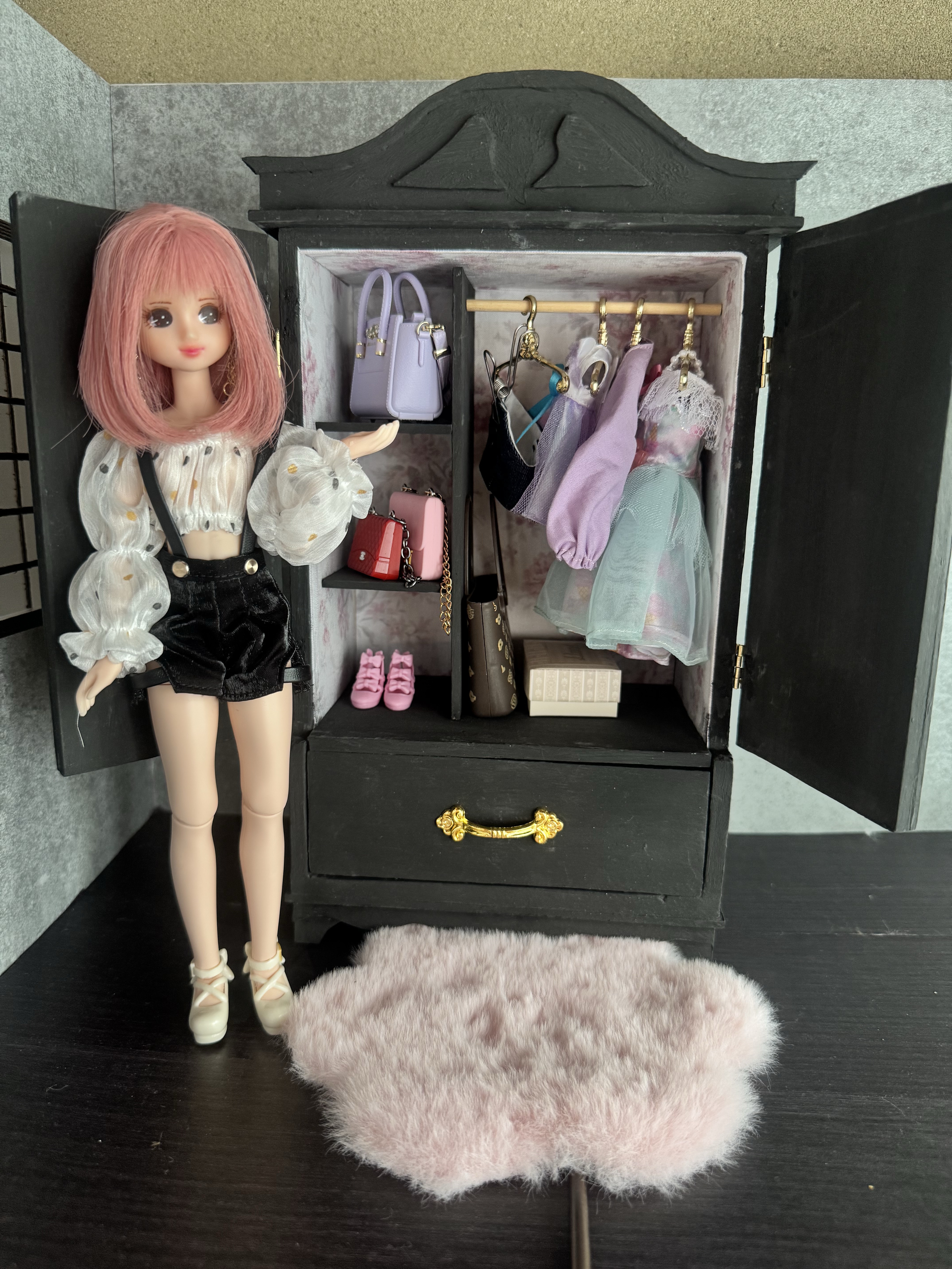 リカちゃんクローゼット　アイシードール　ブライス　ミニチュアクローゼット 木製クローゼット アイシードール ブライス ミニチュア