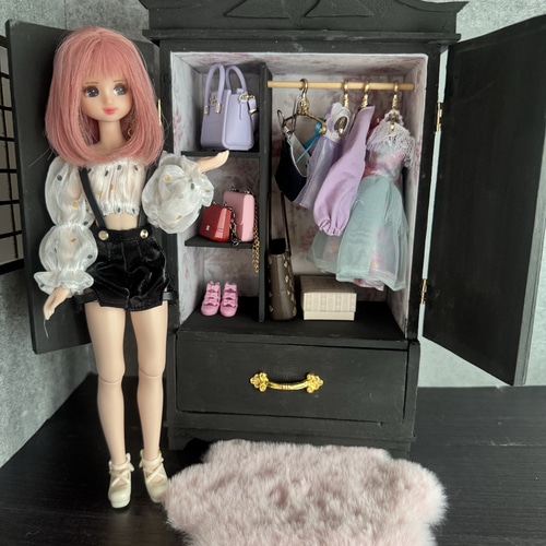 リカちゃんクローゼット　アイシードール　ブライス　ミニチュアクローゼット 木製クローゼット アイシードール ブライス ミニチュア