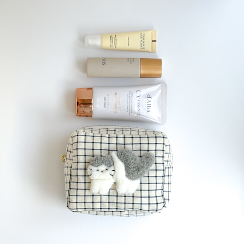 ハチワレ猫（白×グレー）のボックスポーチ ポーチ wod 通販