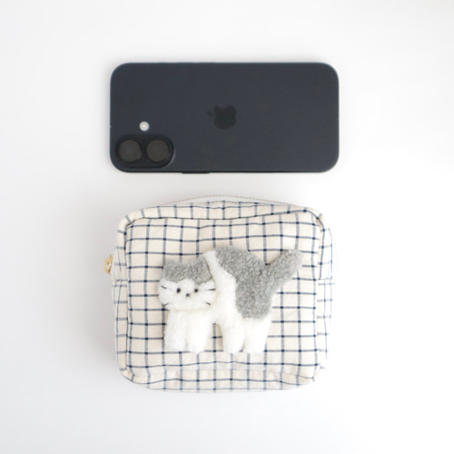 ハチワレ猫（白×グレー）のボックスポーチ ポーチ wod 通販 19547281