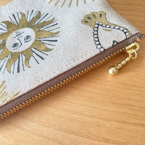 0707サイズオーダ作品】フランス製生地 ゴールドの太陽 フラットポーチ