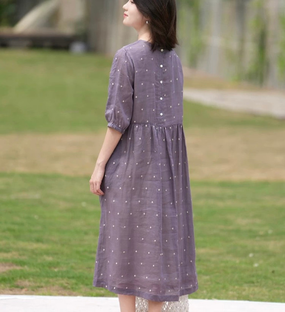 キュートな刺繡ドット　リラックスのワンピース　ポケット付き　裏地付き【春夏秋】グレイッシュラベンダー 3枚目の画像