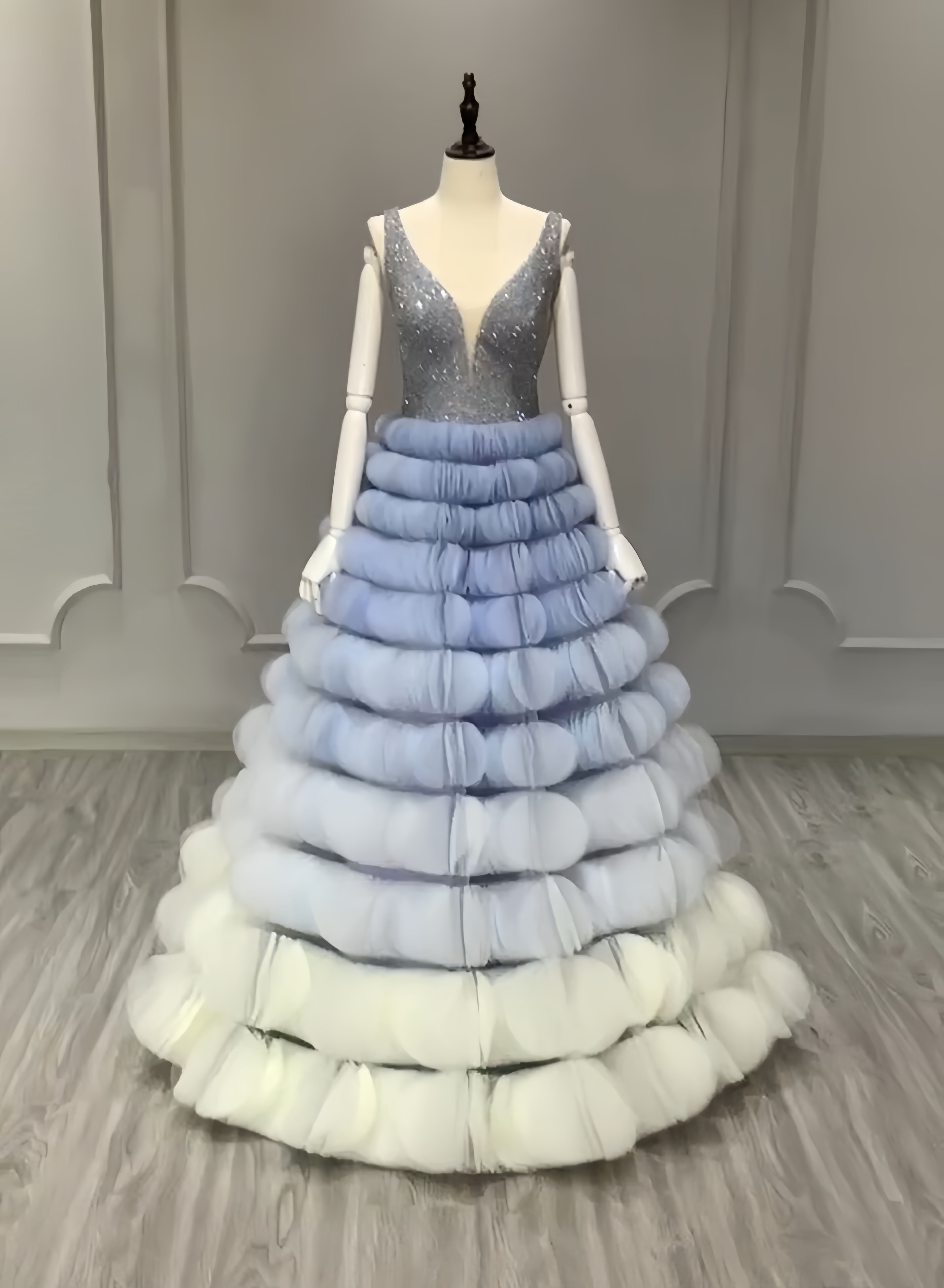 大人気上昇中Aライン細見えシルエット　グラデーション　カラードレス　背中見え　ファスナー　vネック　キラキラ二次会前撮り