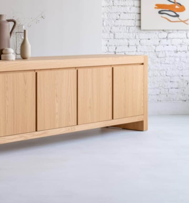 北欧オーク　シンプルデザイン　キャビネット＆サイドボード - ハンドメイド　リビングルームコンソール収納ユニット
