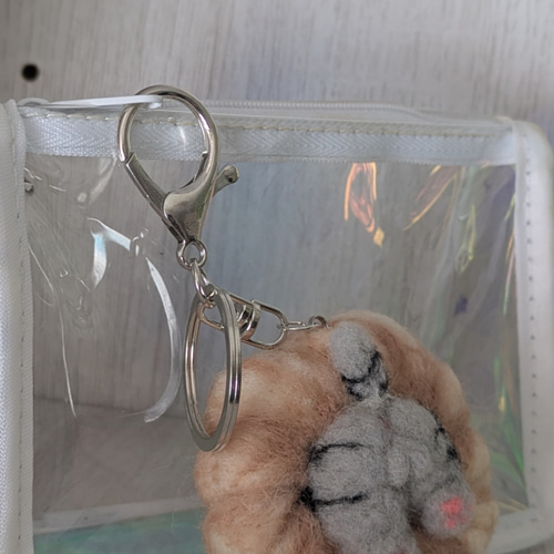 羊毛フェルト ネコ キーホルダー ハンドメイド プレミアムなネコ
