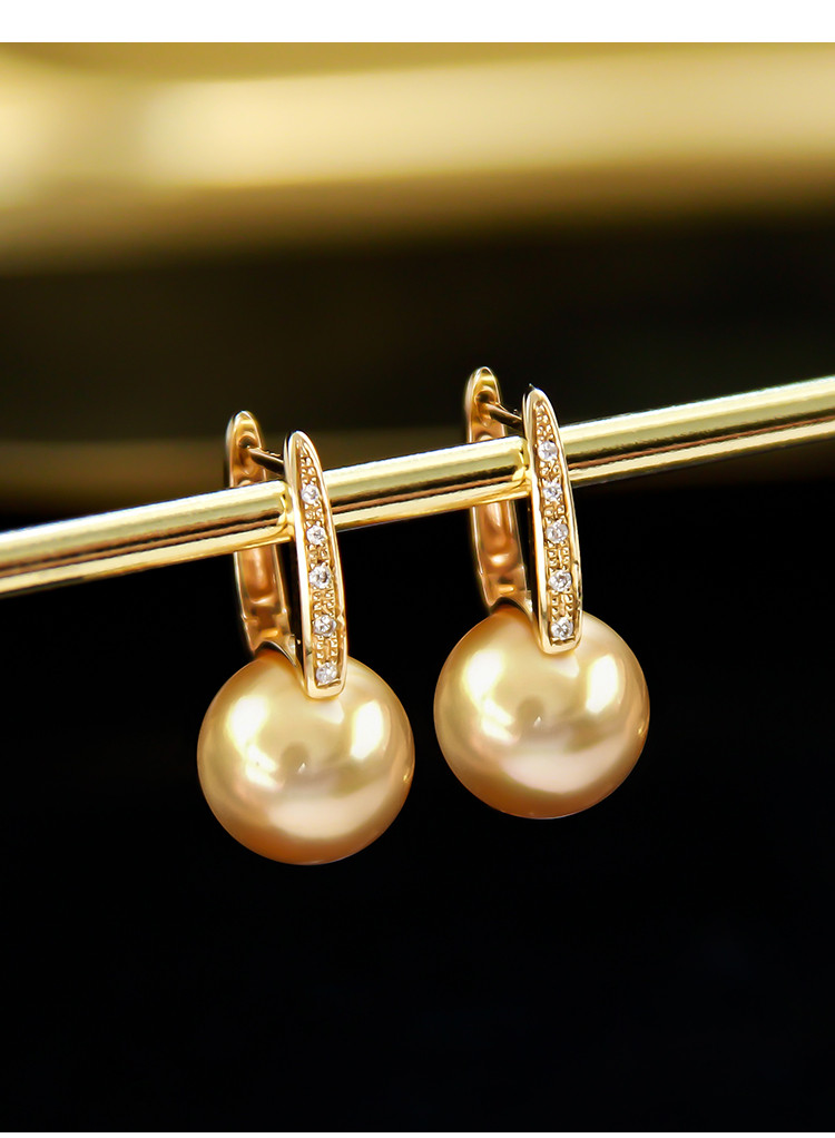 [ヘイズジュエリー] バケット型 10.5mm 南洋ゴールドパールイヤリング、ミディアムゴールド天然海水パールイヤリング、18K