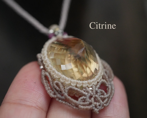 金貨の輝き☆ファセットカット☆シトリン マクラメネックレス2054