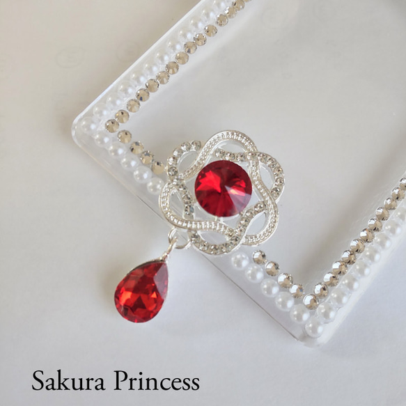 【推し活に♡】大人プリンセス☆キラキラ揺れるビジュー×パールのデコレーションケース／レッド 2枚目の画像
