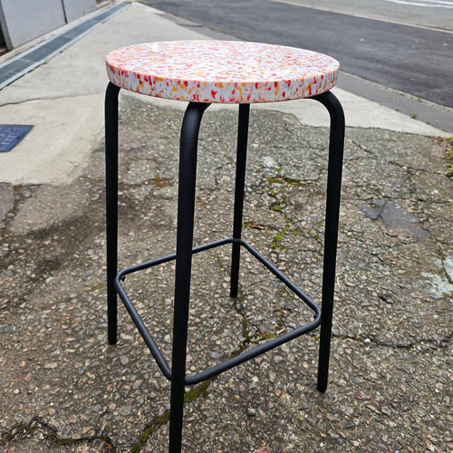 ☆お安くなりました☆【一点モノ】廃プラスチックのスツール｜座面