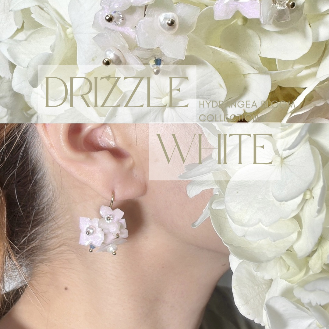 パールとクリスタルの紫陽花ピアス＊大人の白い花のアップサイクルアクセサリー｜夏の涼感ジュエリー