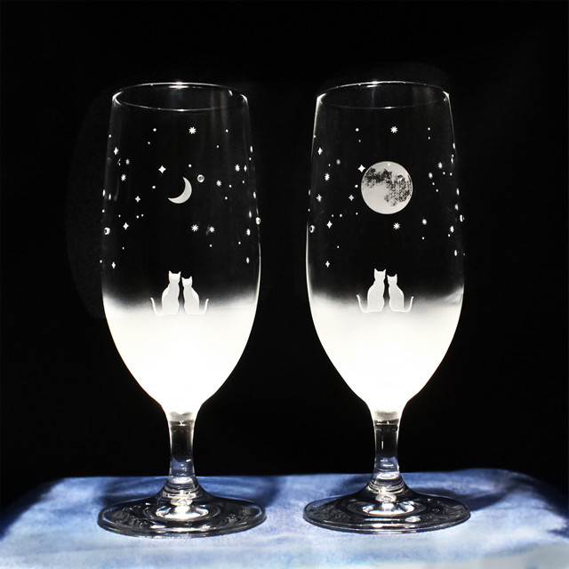 【一緒に見る三日月＆満月の夜空 / ピルスナー／ペアセット】 360ml 猫モチーフのグラス　★名入れ加工対応品（有料） 7,550円