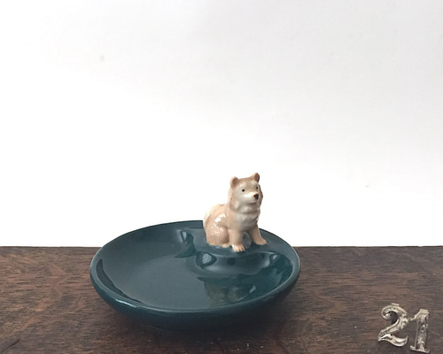 ウィペット　置物　Christina Cummings  イギリス製 WhippetWorld1 - Etsy