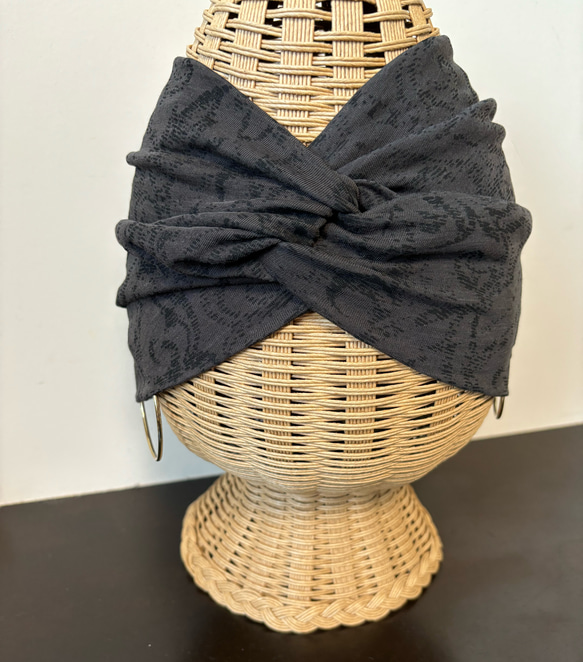 ダマスク柄 柔らか ジョーゼットニット超幅広 ターバン ヘアバンド 1枚目の画像