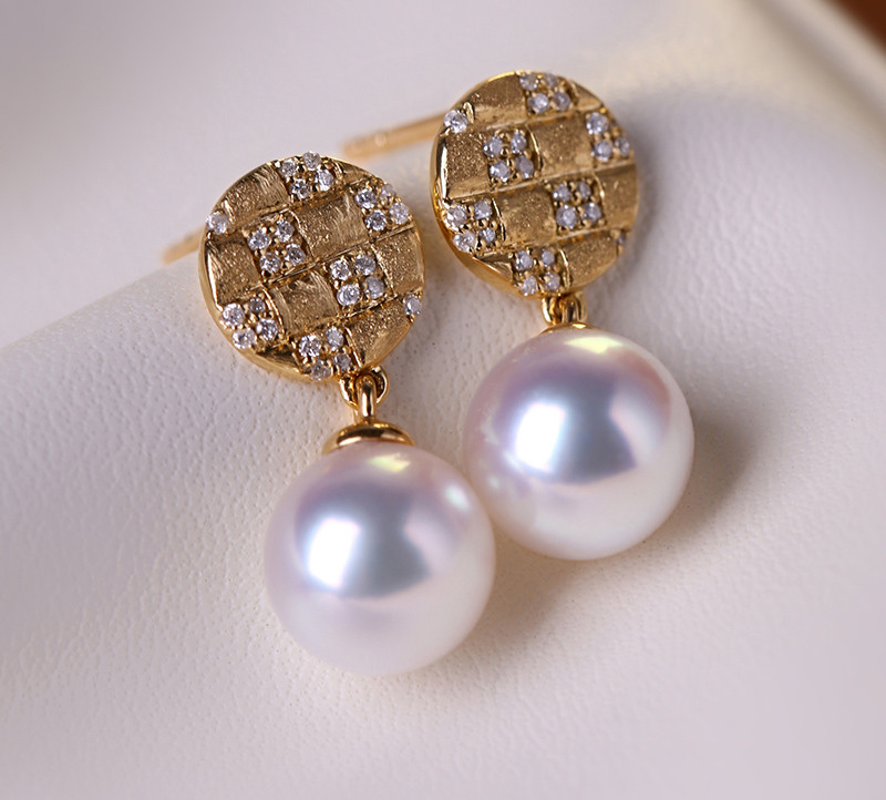 [ヘイズジュエリー] 18Kゴールド レトロ シャネルスタイル オーロラ 7.5-7.9mm アコヤ 女神級 天然海水 ラウンド