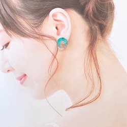 石垣島のガラスピアス　波間　2507-02 3枚目の画像