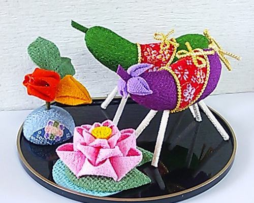 蓮の花ちりめん細工のお雛様飾り 蓮の花ちりめん細工のお雛様飾り 雛人形・ひな祭り