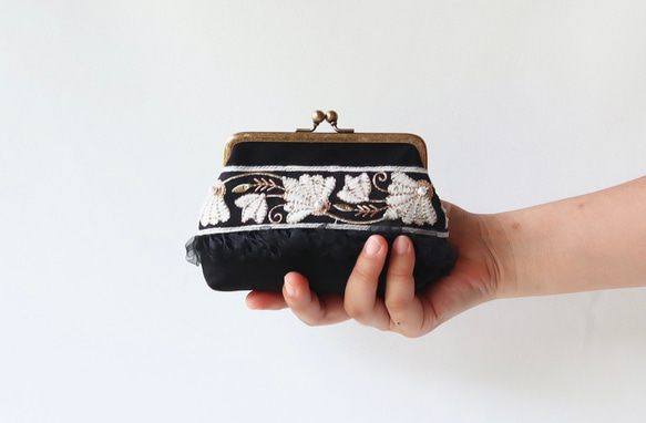 creema限定】ビーズ刺繍のコンパクトな親子がま口財布 カードポケット