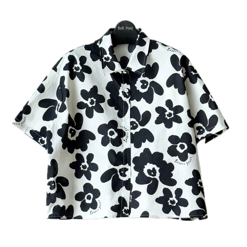 【LEONARDFASHION】黒 花柄半袖Tシャツ LEONARD＊花柄 半袖Tシャツ 黒/ピンク
