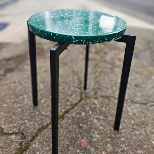 upcycle　屋久杉のスツール　アップサイクル　リメイク品　一点もの upcycle 屋久杉のスツール アップサイクル リメイク品 一点もの