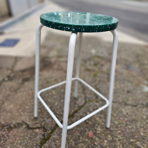 upcycle　屋久杉のスツール　アップサイクル　リメイク品　一点もの upcycle 屋久杉のスツール アップサイクル リメイク品 一点もの