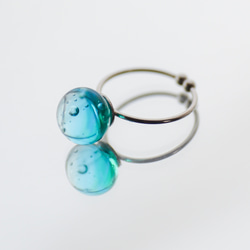 わだつみの海 青 丸 ピアス・イヤリング 華奢 小さめ サージカル