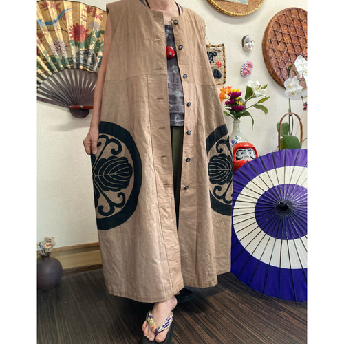 のぼり旗の柿渋染め前開きロングベスト 古布リメイク ワンピース 着物