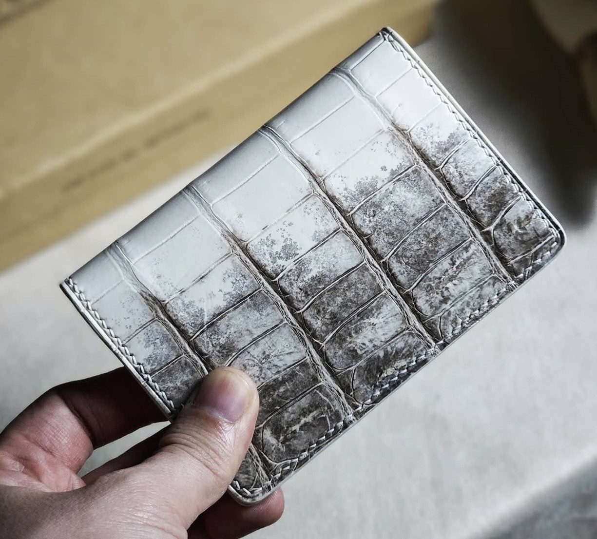 ヒマラヤタロコダイル革名刺入れ。カードケース