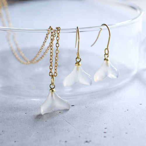 数量限定【ハワイの白鯨】ホエールテール ホワイトカルセドニー