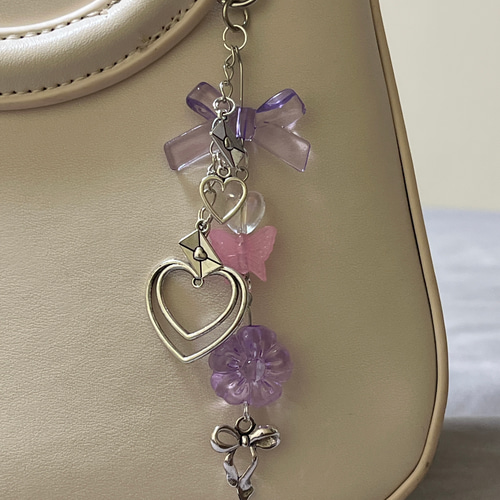 蝶々とお花のゆめかわチャーム恋のおまじないキーホルダー 楽器