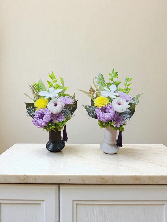 《仏花》プリザーブドフラワー/花器の色選択可能/一対購入可能/クリアケース無料/4つの特典 4枚目の画像