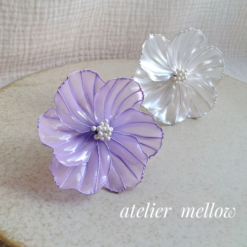 成人式 髪飾り 紫 白❁アメリカンフラワー ❁ ディップフラワー