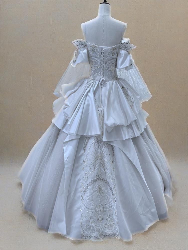 素敵  ウエディングドレス  グリッターのドレス 腰のプリーツで立体感を出す装飾 結婚式 三 次会D114