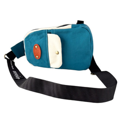 長財布ok⭐︎空色＋生成り帆布の猫boxerボディバッグ 1枚目の画像