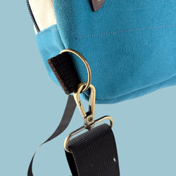 長財布ok⭐︎空色＋生成り帆布の猫boxerボディバッグ 10枚目の画像