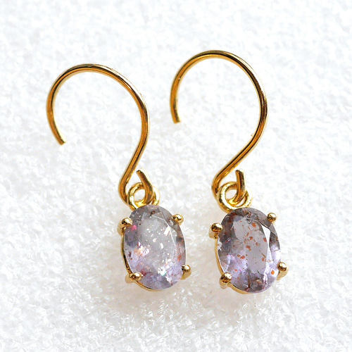 ブラッドショットアイオライト×淡水パールのピアス ピアス☆ブラッドショットアイオライト 1粒ピアス_220716 ピアス