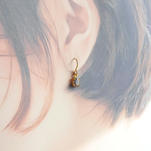 ブラッドショットアイオライト×淡水パールのピアス ae08dbbba8da8e5d1c81cb8ff637e2
