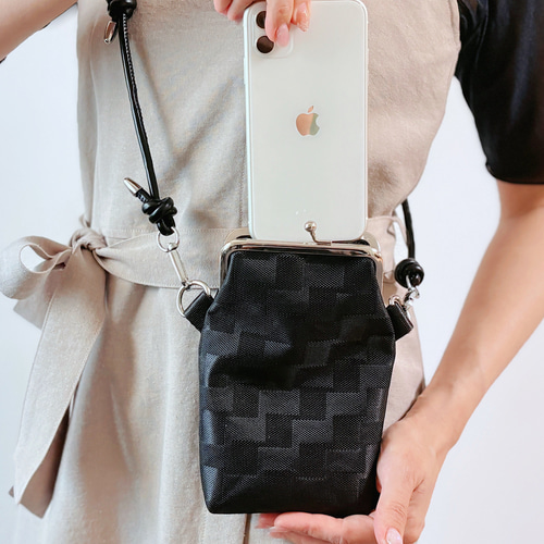 【希少】N25 がま口　チェーンバッグ　ポーチ　ショルダー　ポシェット 希少】N25 がま口 チェーンバッグ ポーチ ショルダー ポシェット