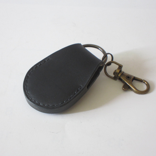 □ nanacoスピードパスプラス・ホルダー ：黒□約W43xD14xH61(革部分