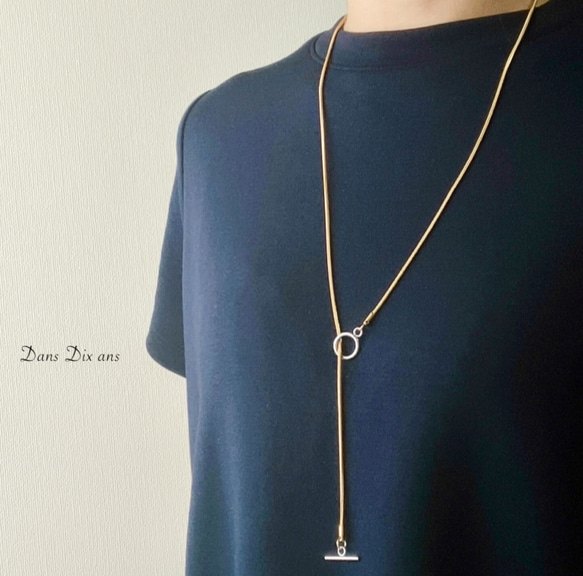 金属アレルギー対応　ステンレススネークチェーン/マンテル留め具 ロングネックレス　ゴールド/バイカラー 6枚目の画像