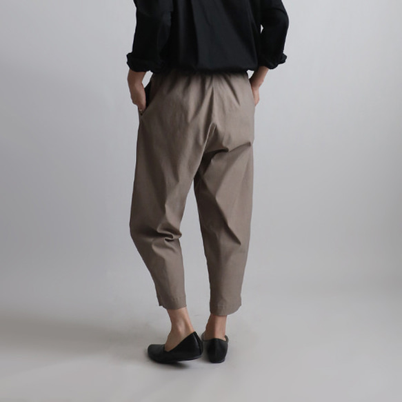 ⁑新作　８８ｃｍ　斜横ぐーんと伸びる伸縮ストレッ　誰にでも似合う定番 パンツ テーパード ペグ ゆったり F37A 6枚目の画像