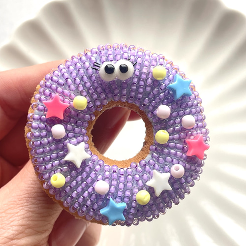 Pixie Bitesシリーズ》ポッピングドーナツ ラベンダー ビーズ刺繍