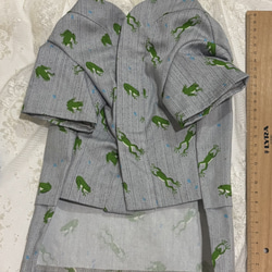 【受注製作】ワンちゃんの浴衣　カエル柄ブルー 2枚目の画像