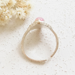 ヴィンテージガラス　ピンクファイヤーオパール　オーバル　リング　指輪　/　17 x 15ｍm　/　シルバートーン 5枚目の画像