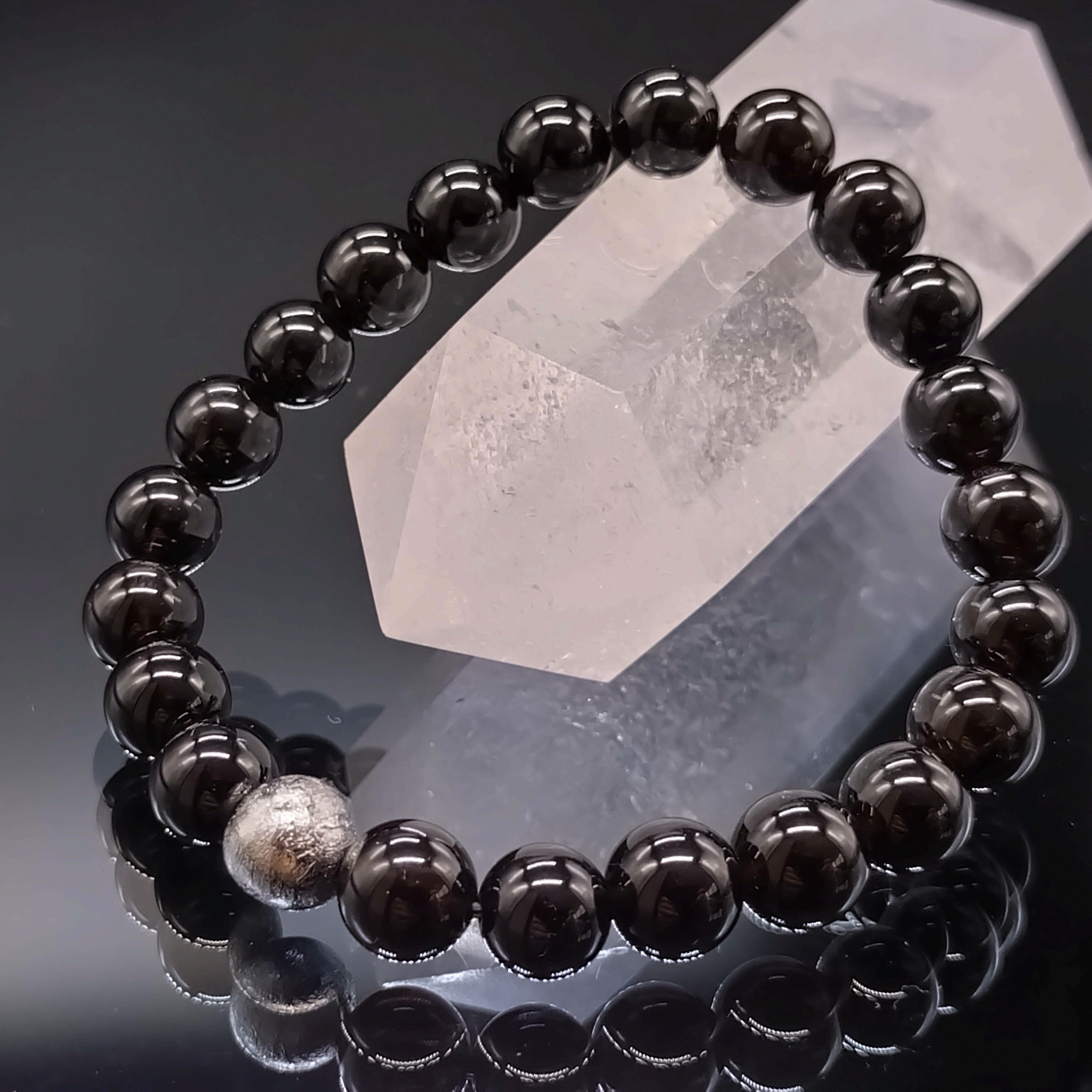 アルタイ隕石(プラチナカラー)・モリオン・8mm【鑑別済み・最高品質】ブレスレット