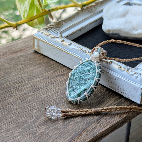 ☆グリーンアベンチュリンDruzy・アベンチュリン☆マクラメ編み