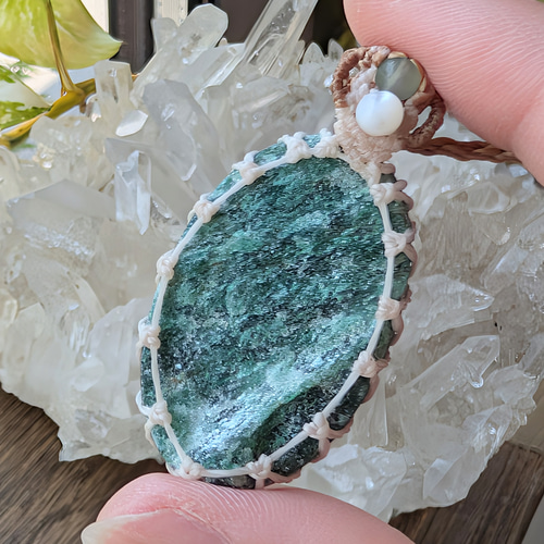 ☆グリーンアベンチュリンDruzy・アベンチュリン☆マクラメ編み