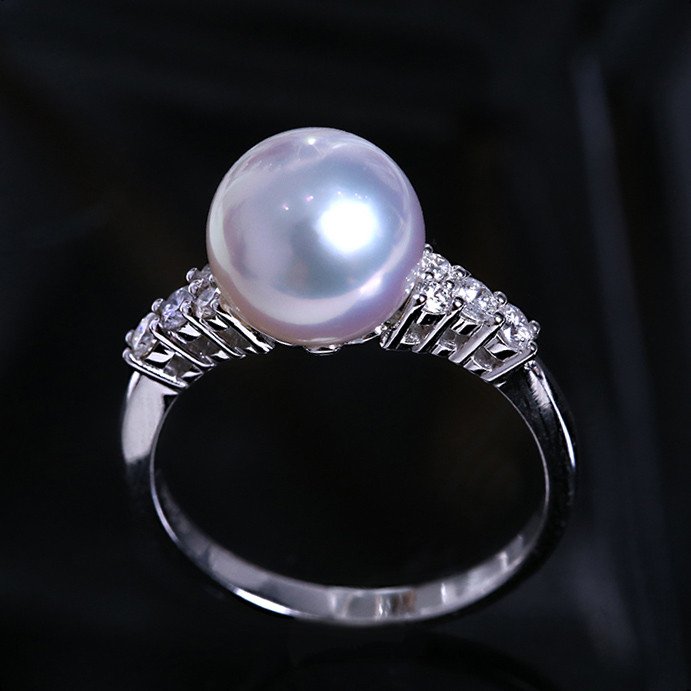 [ヘイズジュエリー] オーロラゴッデス グレード9-9.5mm アコヤ天然海水真珠リング 18Kホワイトゴールド ダイヤモンド