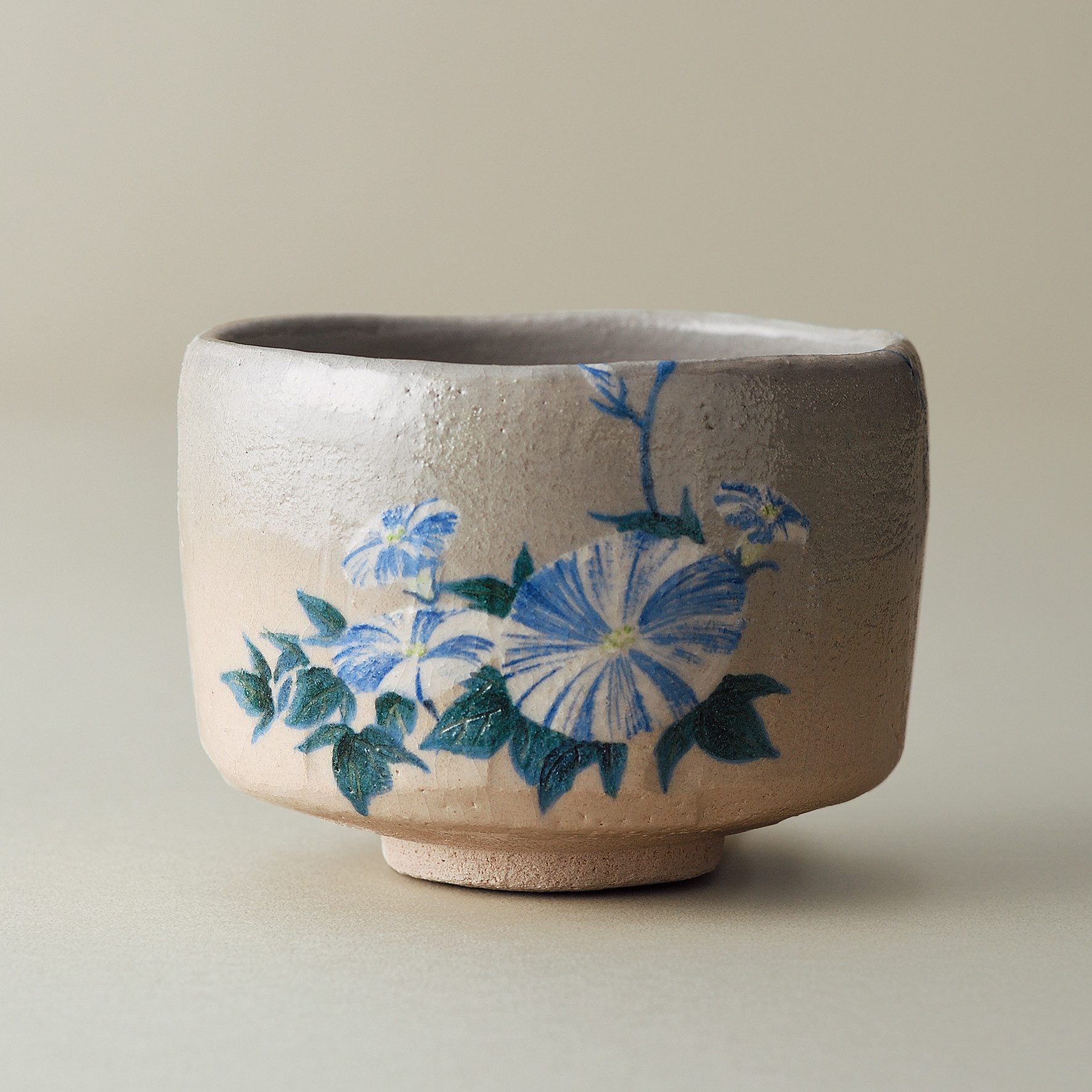 2025夏  新作 楽焼〚青い朝顔〛抹茶碗　楽入印　贈り物　茶道具　季節茶碗