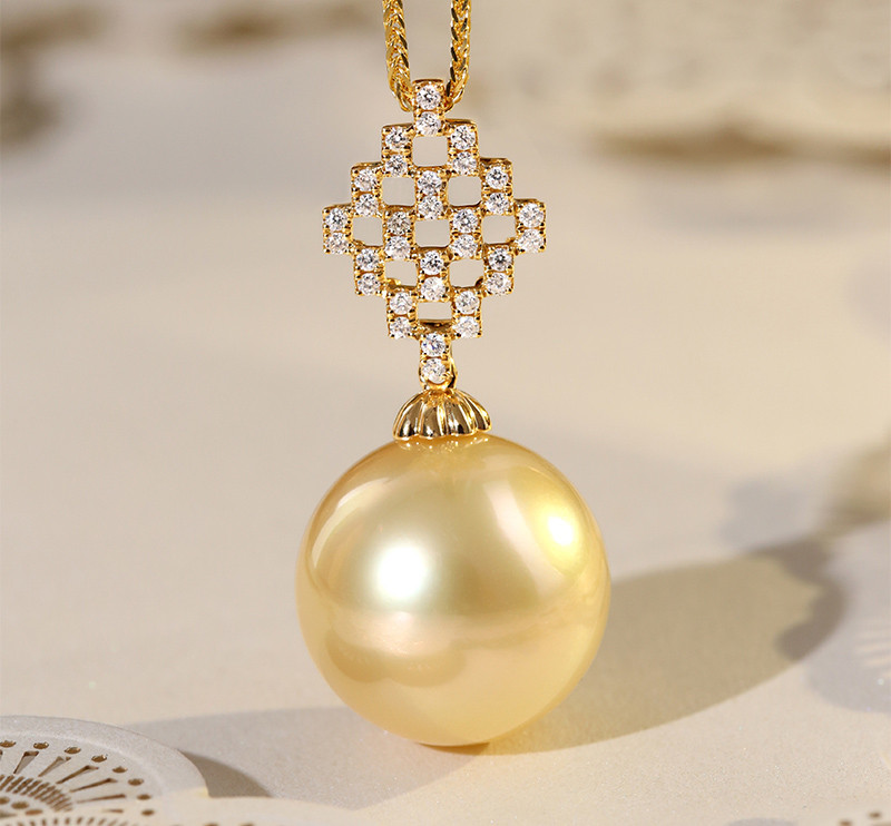 [ヘイズジュエリー] 優しいライトゴールド、エレガントでシンプルなオーロラ13-13mm南洋ゴールドビーズペンダントネックレス、